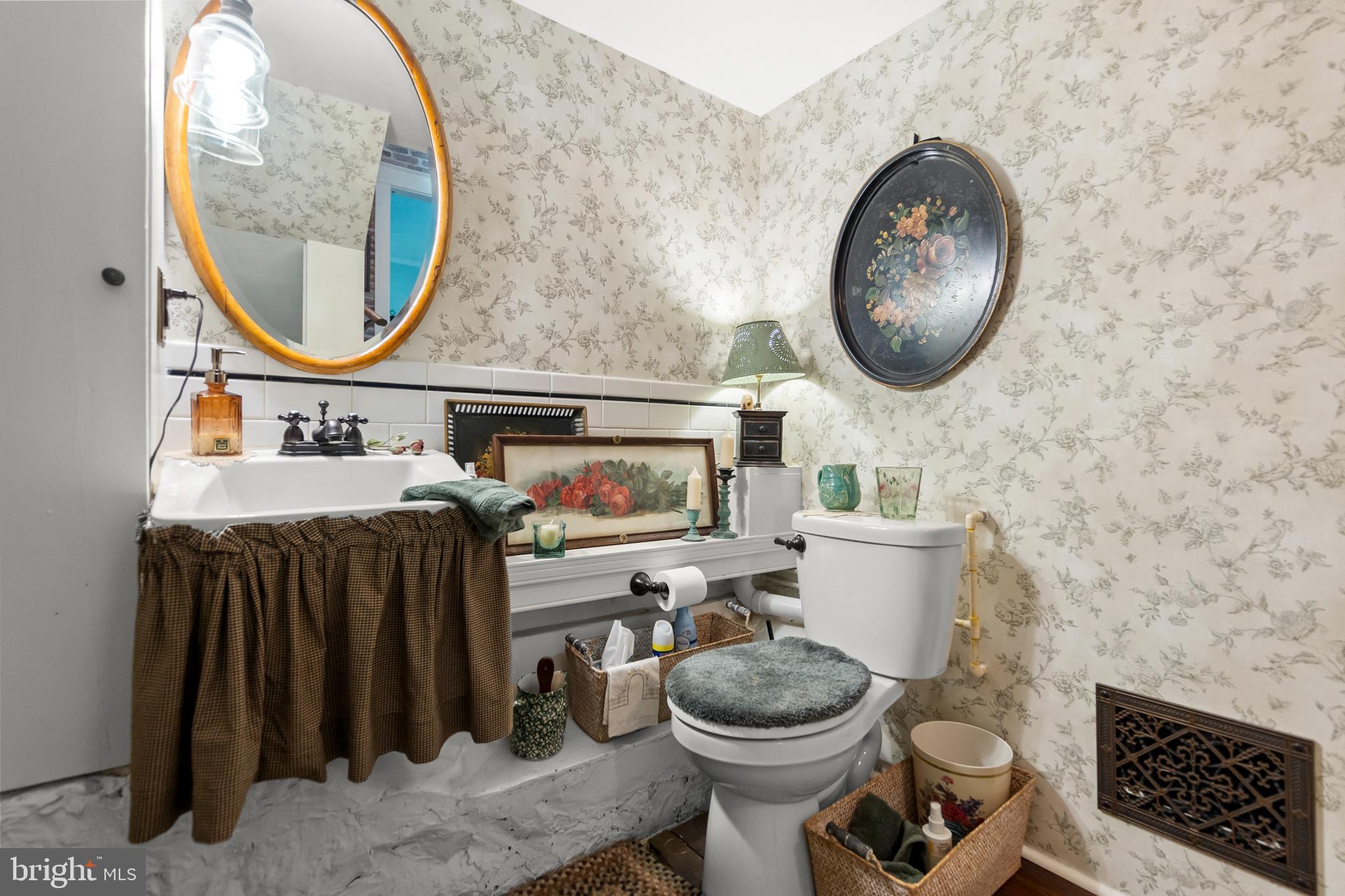 WINCHESTER CITY - Residential