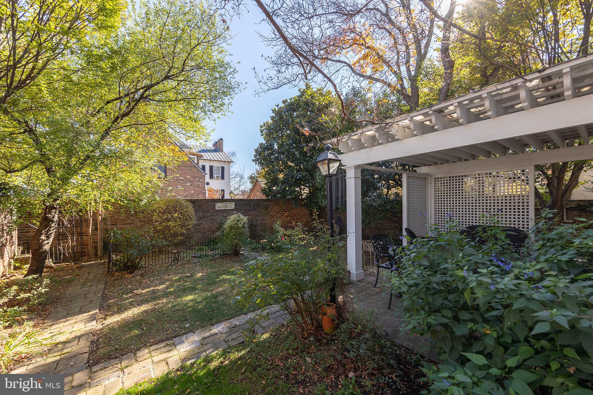 WINCHESTER CITY - Residential