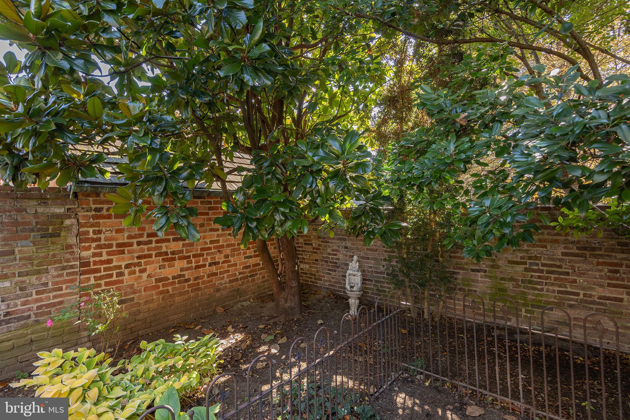 WINCHESTER CITY - Residential