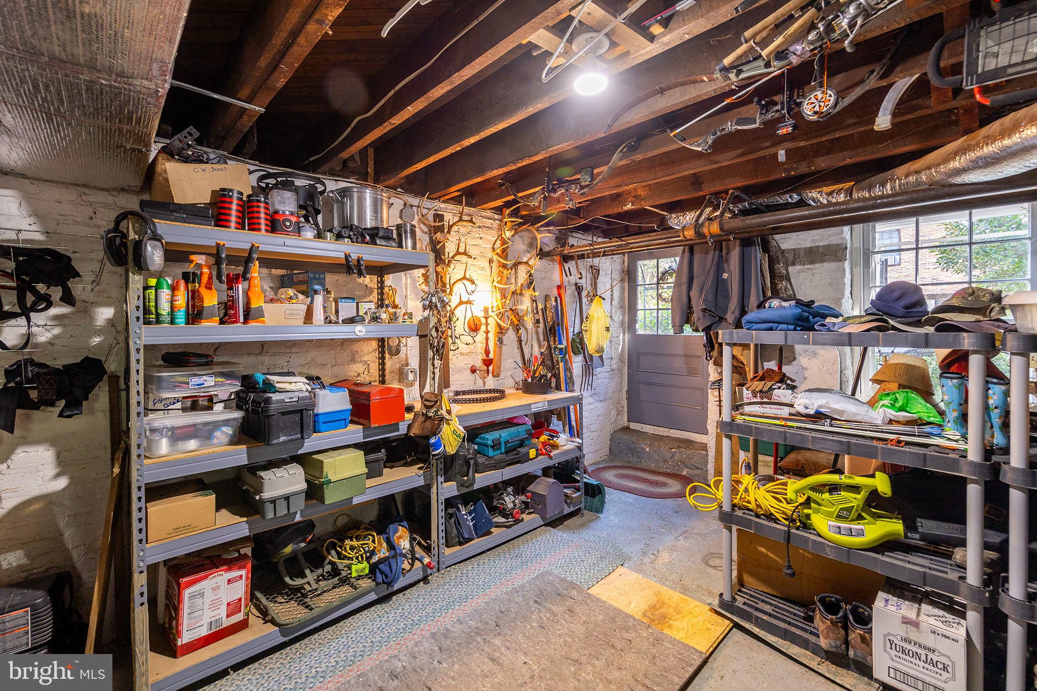 WINCHESTER CITY - Residential