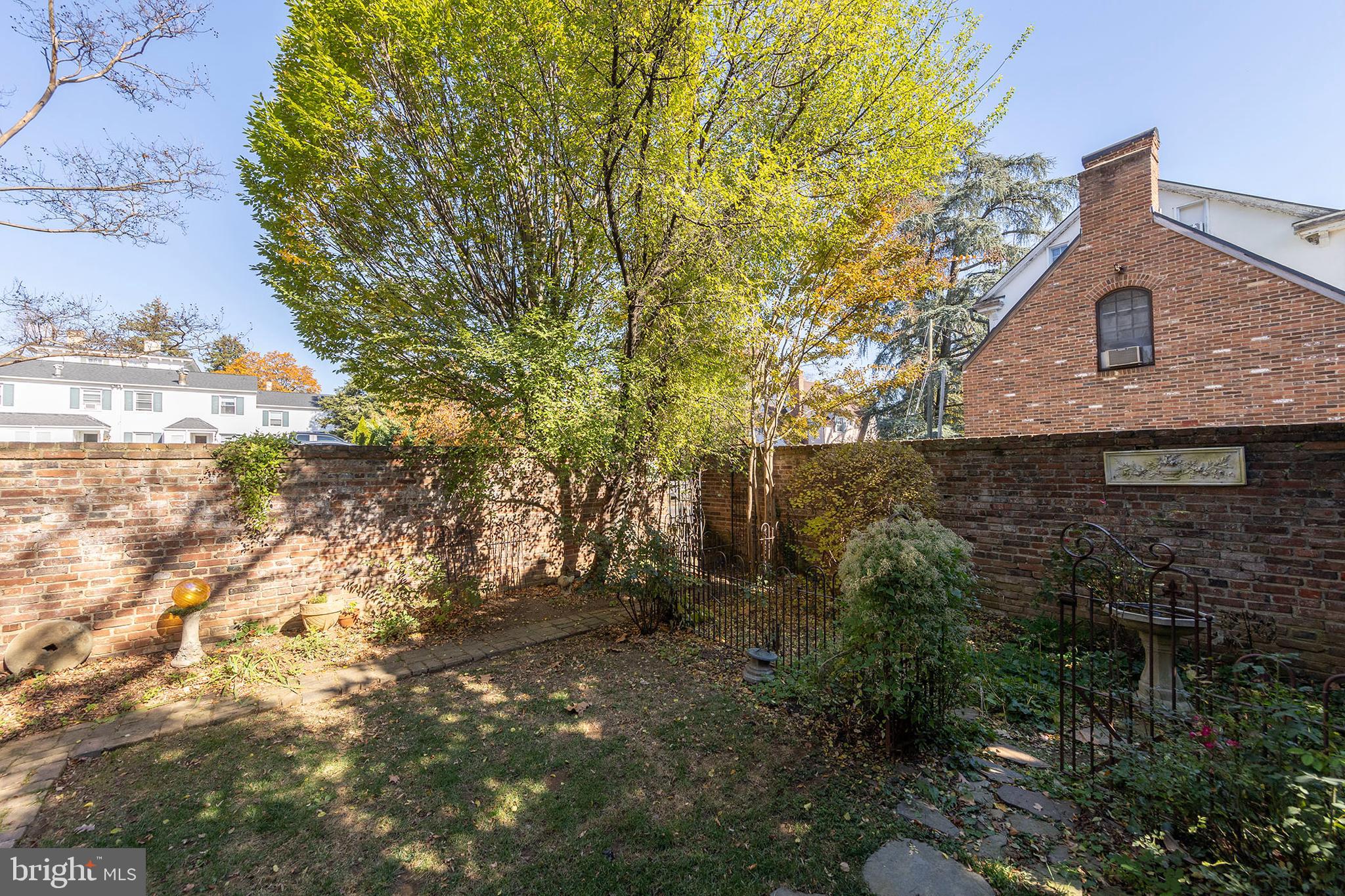 WINCHESTER CITY - Residential