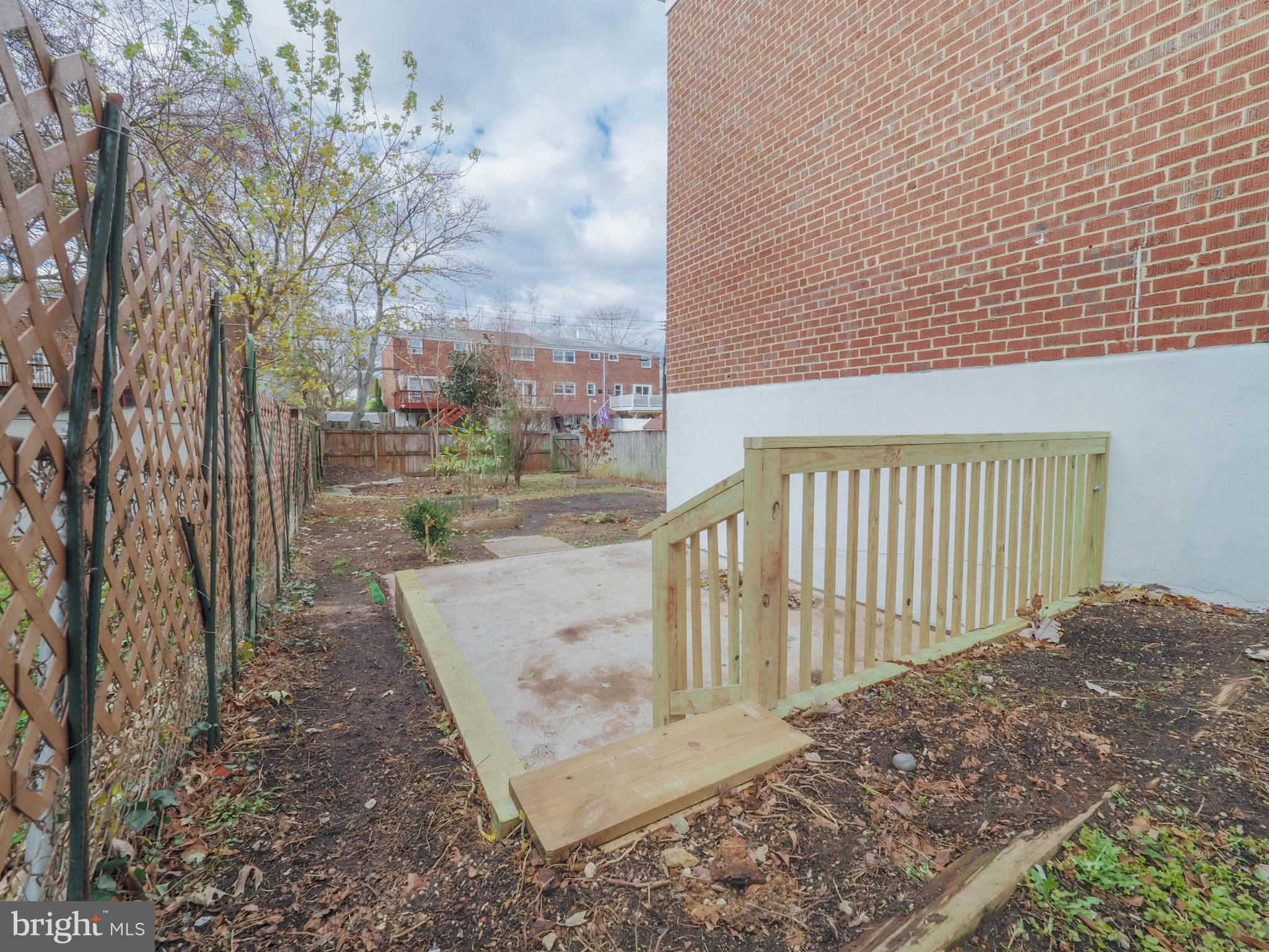 SULPHUR SPRINGS - Residential