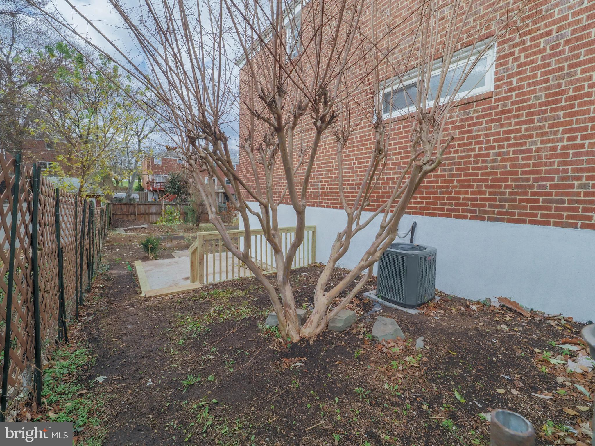 SULPHUR SPRINGS - Residential