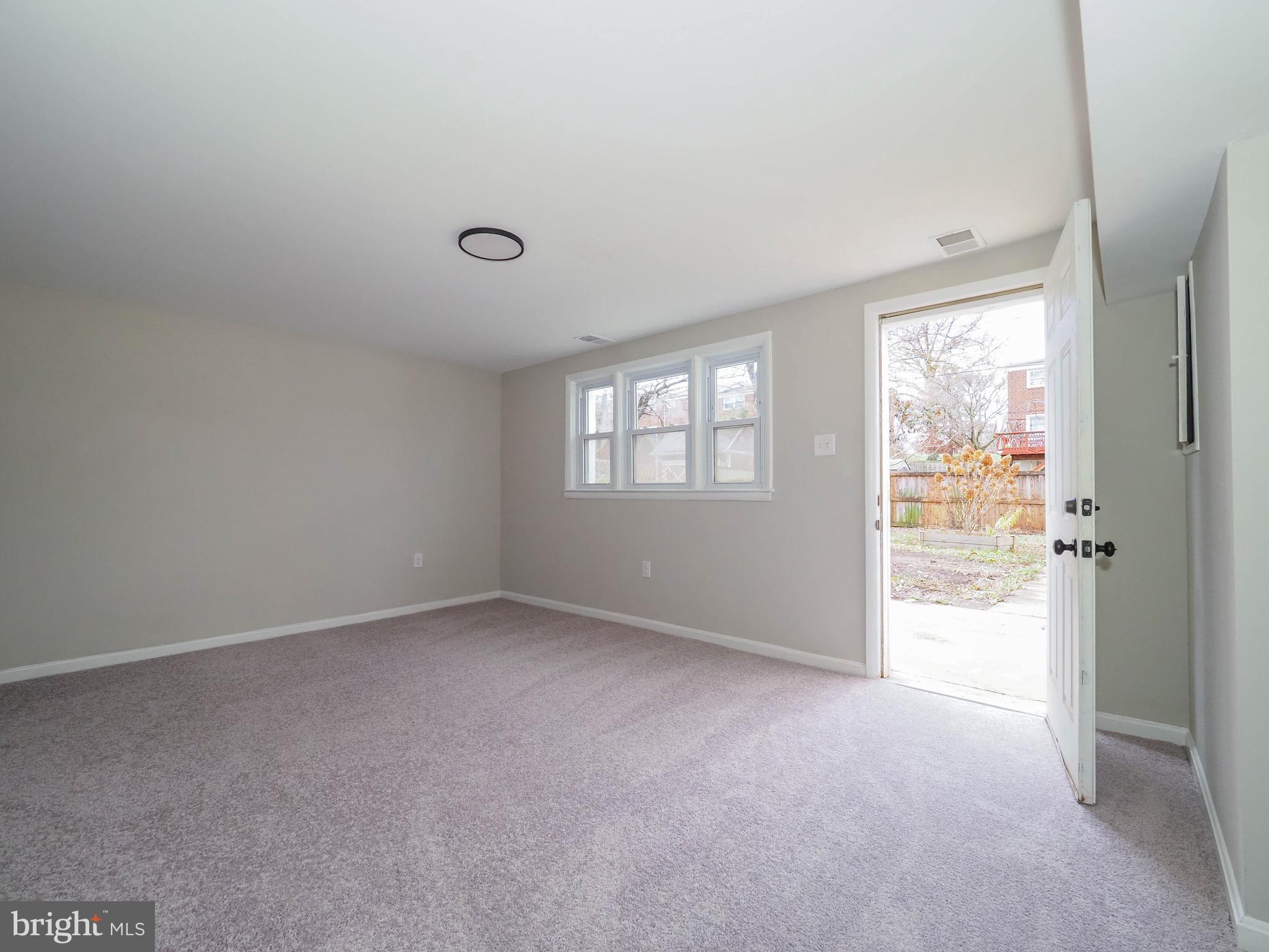 SULPHUR SPRINGS - Residential