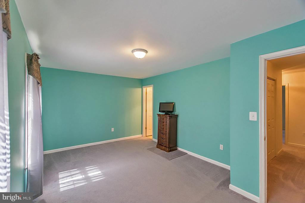 MADDEX FARM - Residential