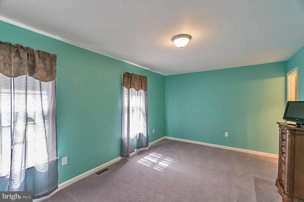 MADDEX FARM - Residential