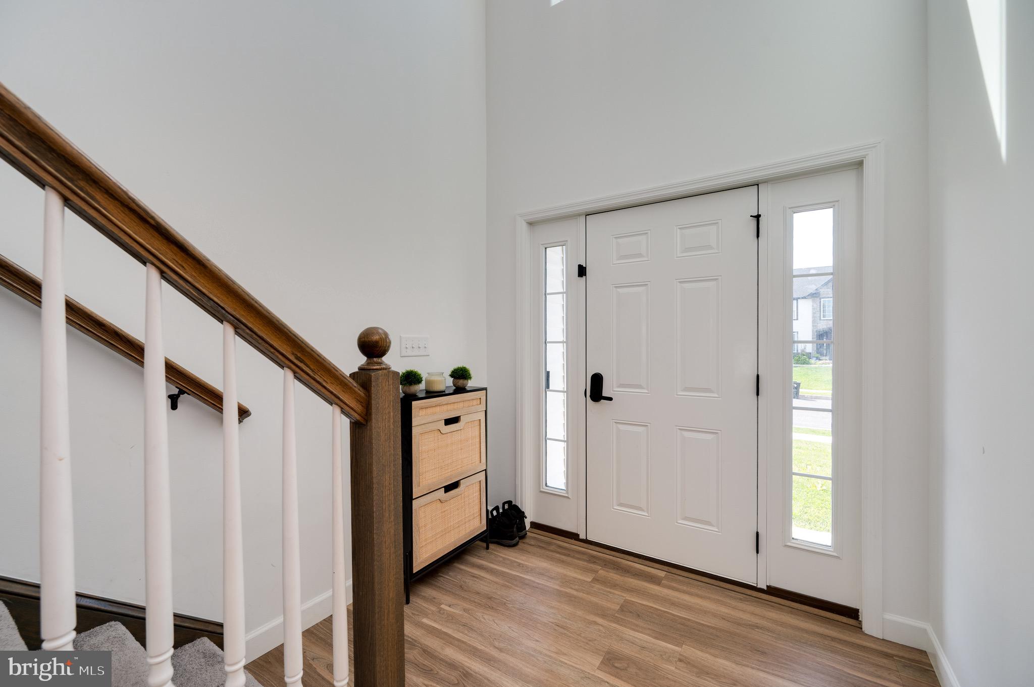 RIVER CREST - Residential