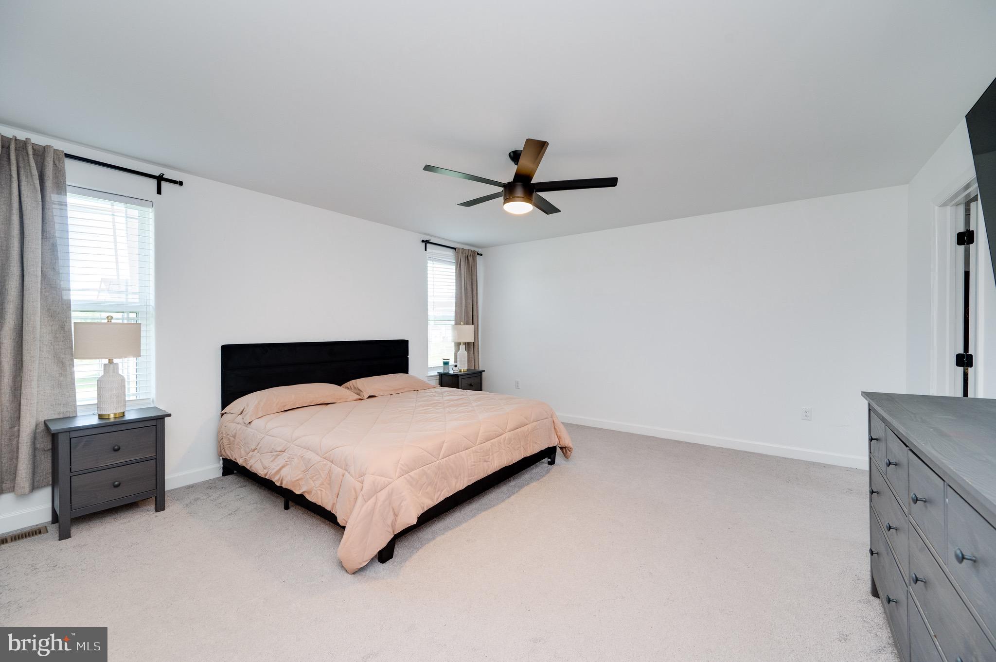 RIVER CREST - Residential