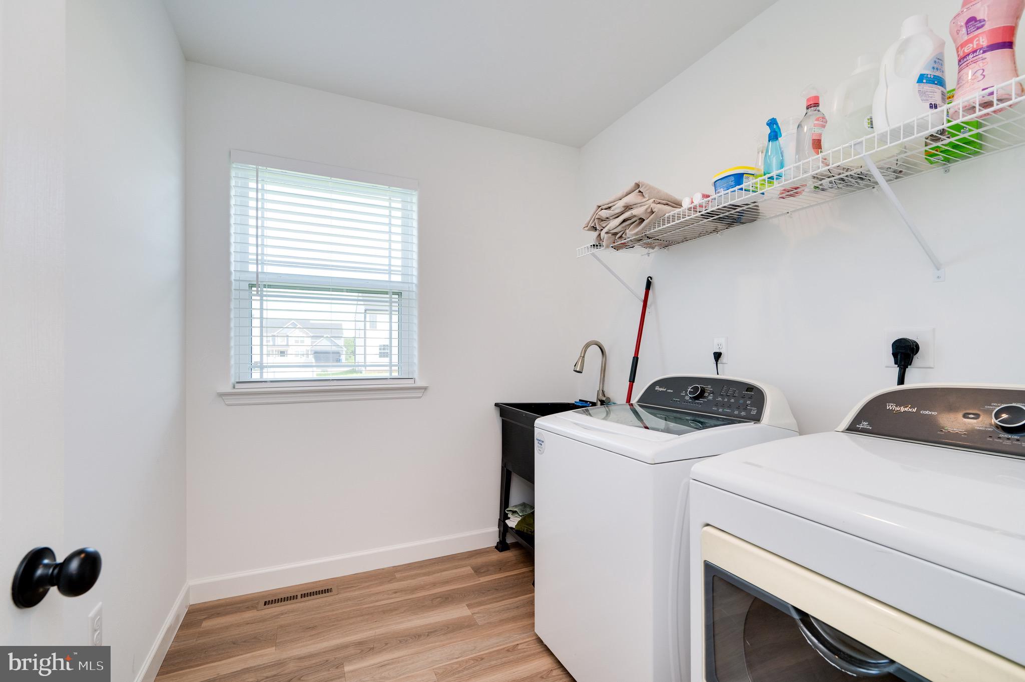 RIVER CREST - Residential