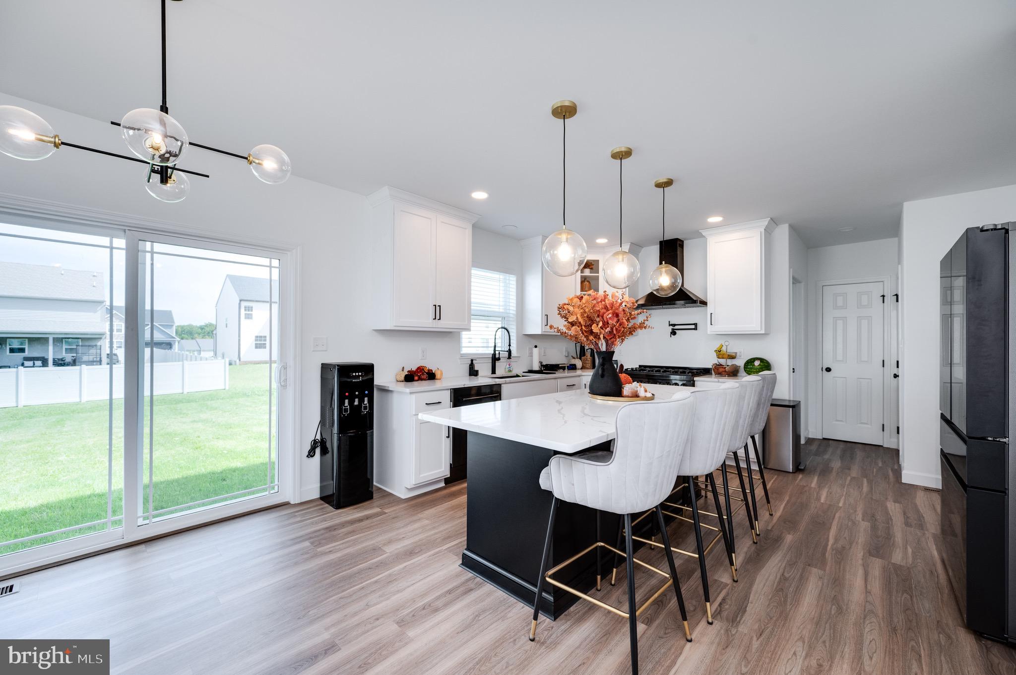 RIVER CREST - Residential