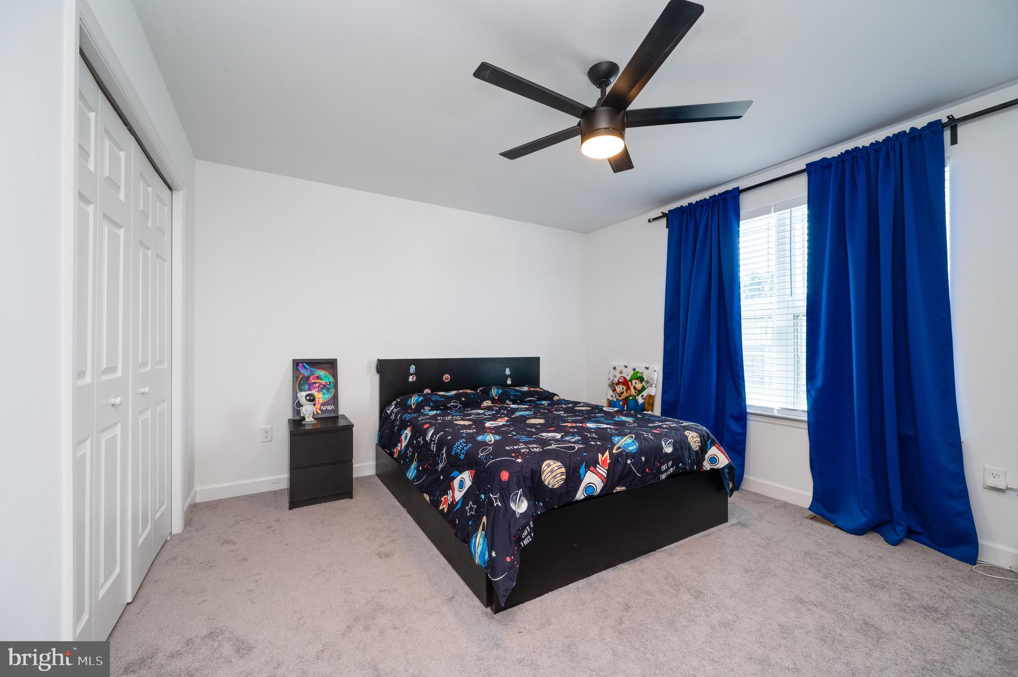 RIVER CREST - Residential