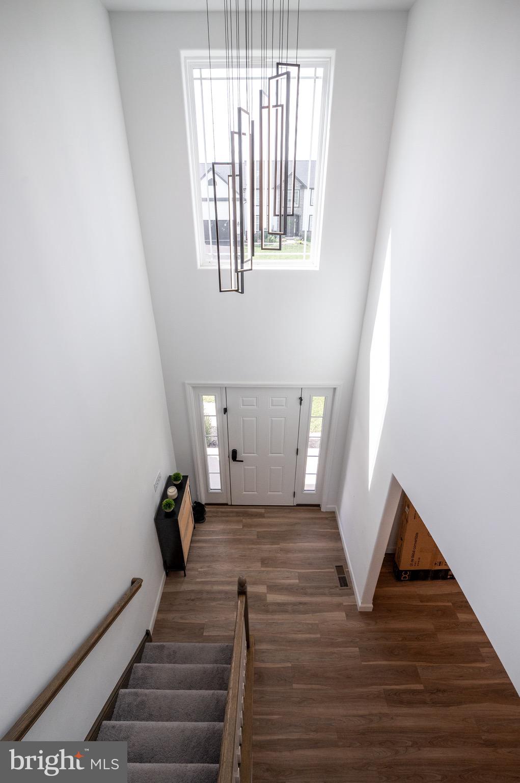 RIVER CREST - Residential