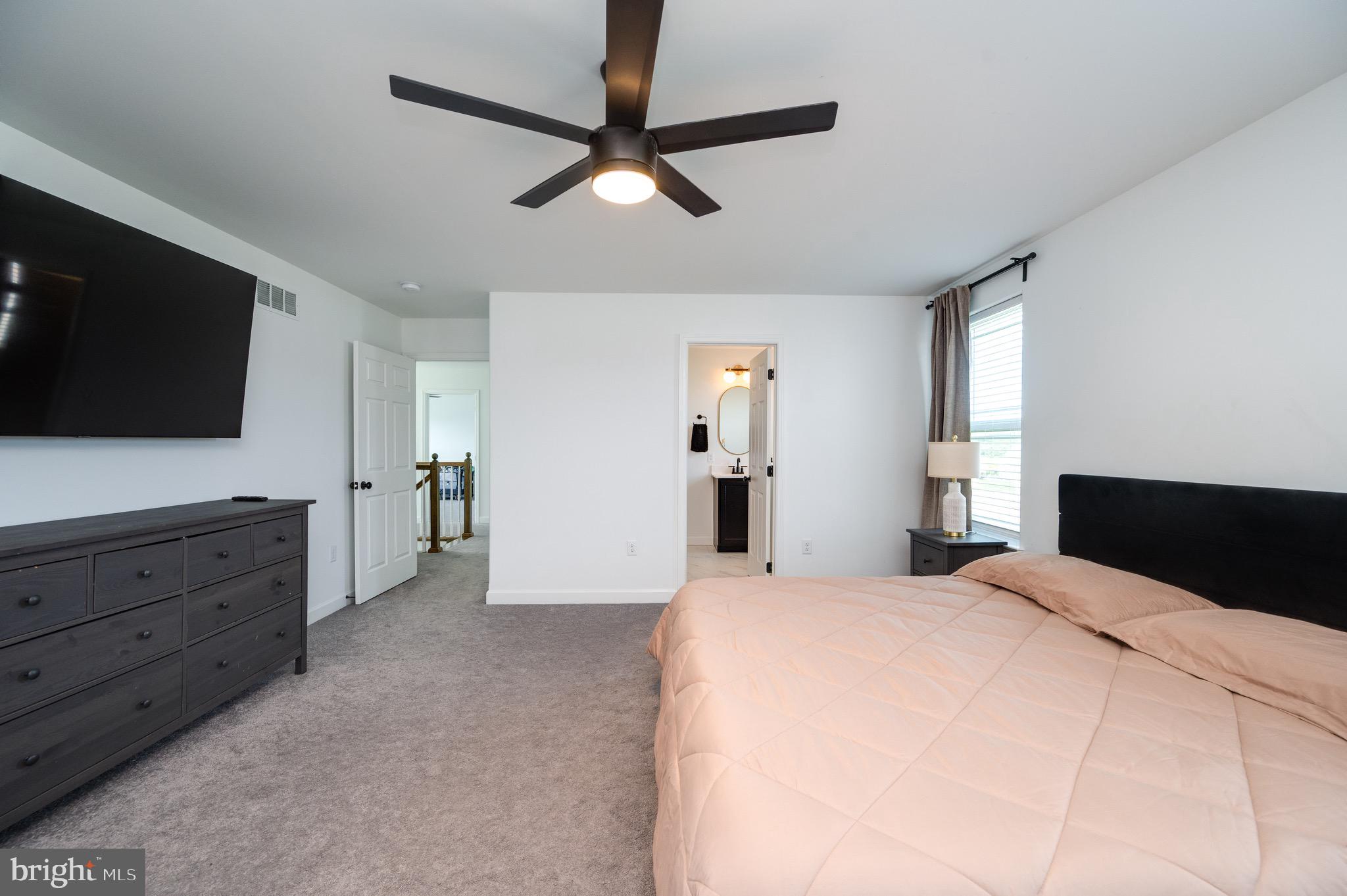 RIVER CREST - Residential