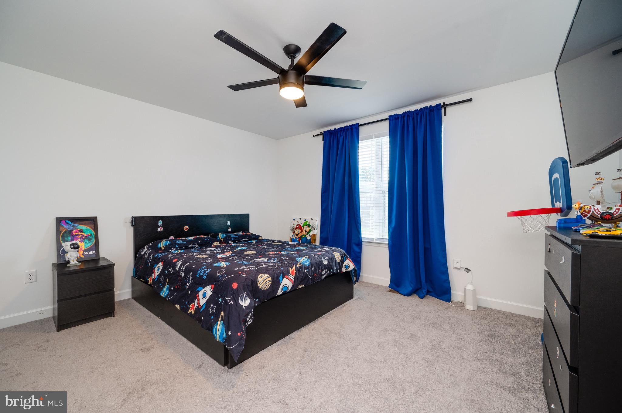 RIVER CREST - Residential