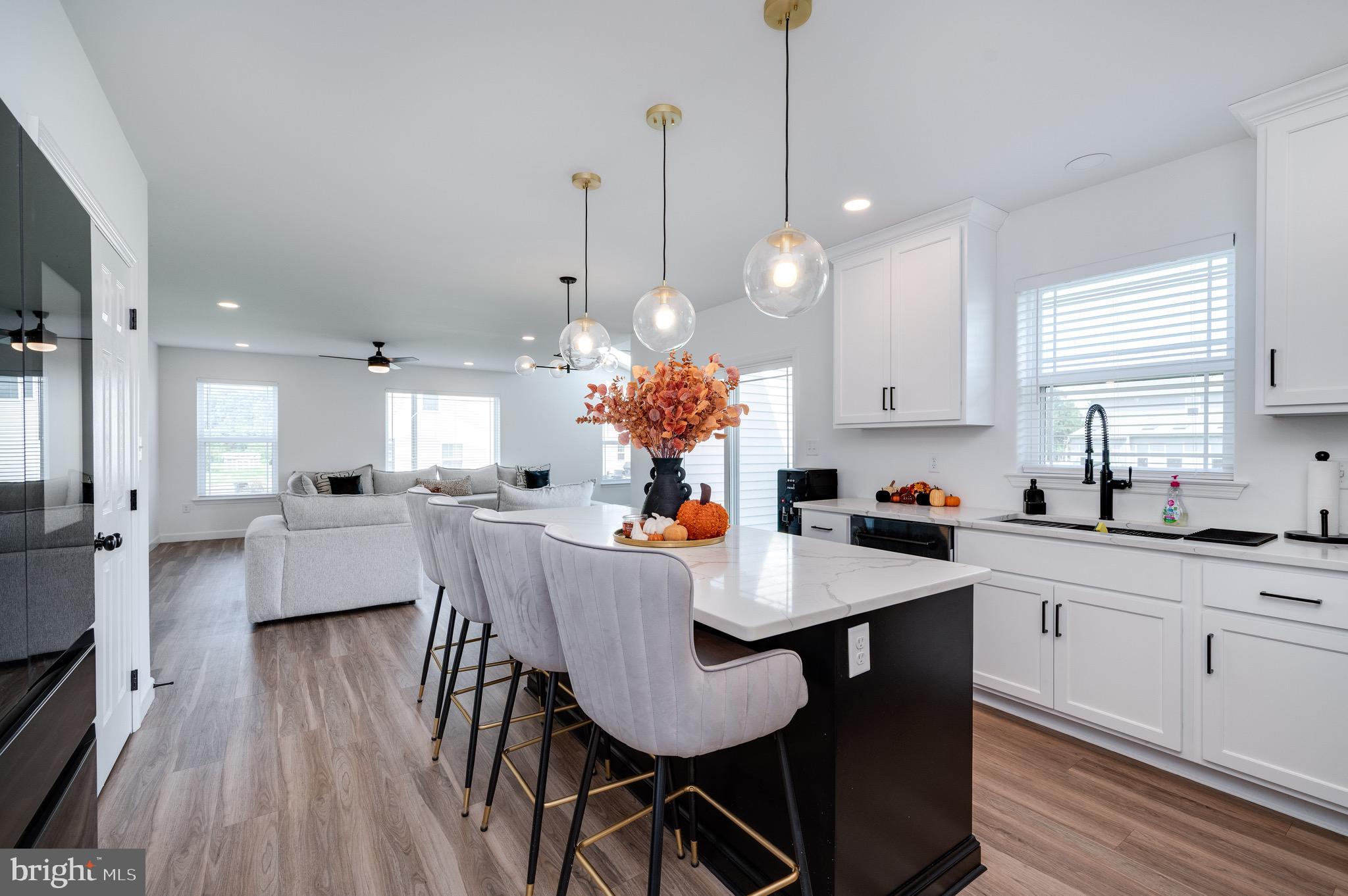 RIVER CREST - Residential