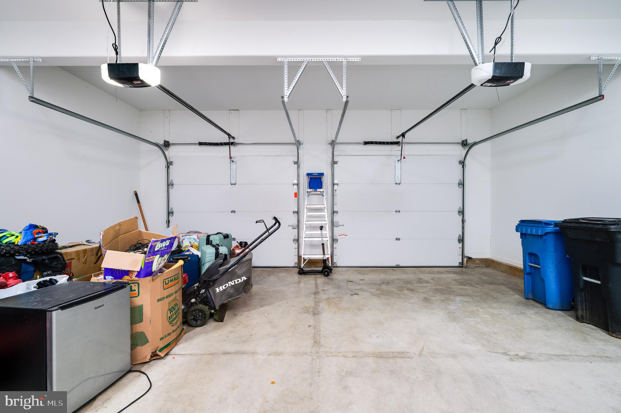 RIVER CREST - Residential