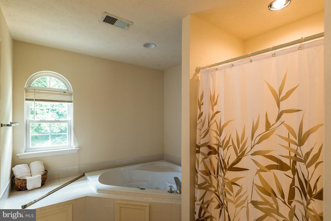 ASHFORD - Residential