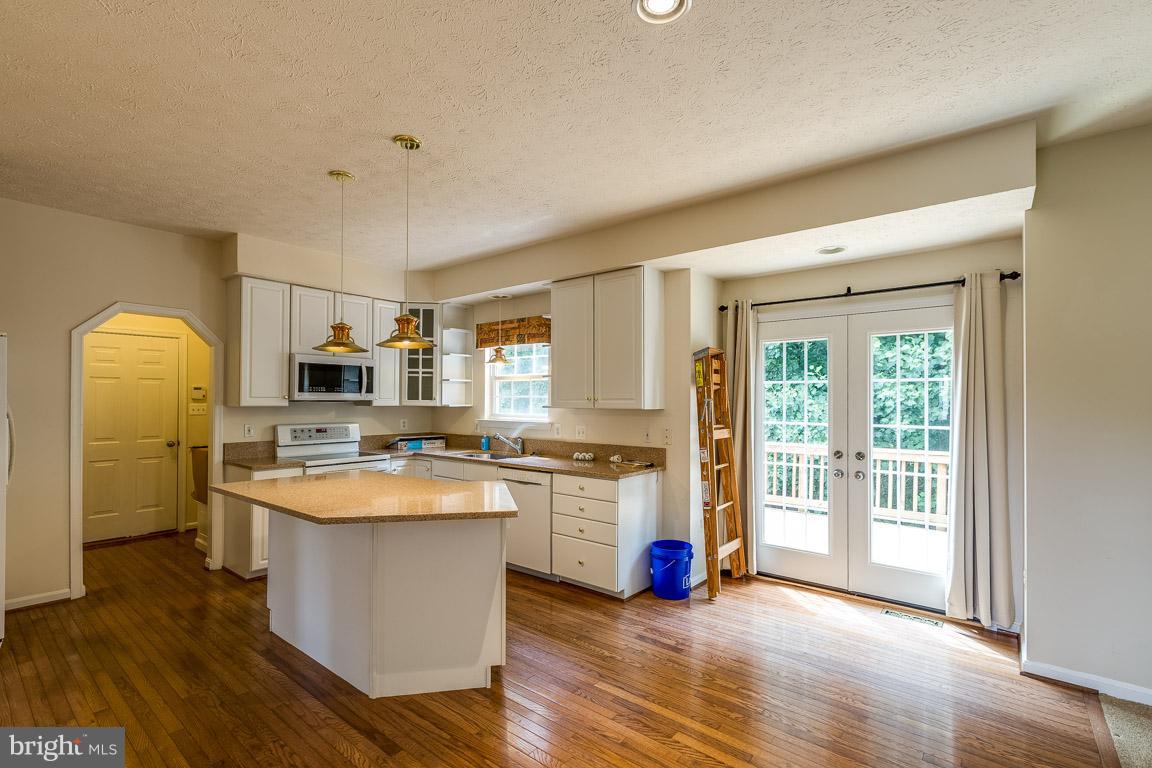 ASHFORD - Residential