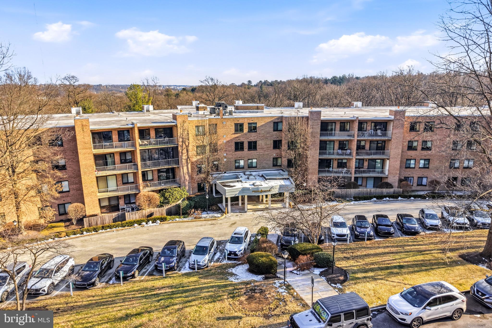 OAK HILL - Residential