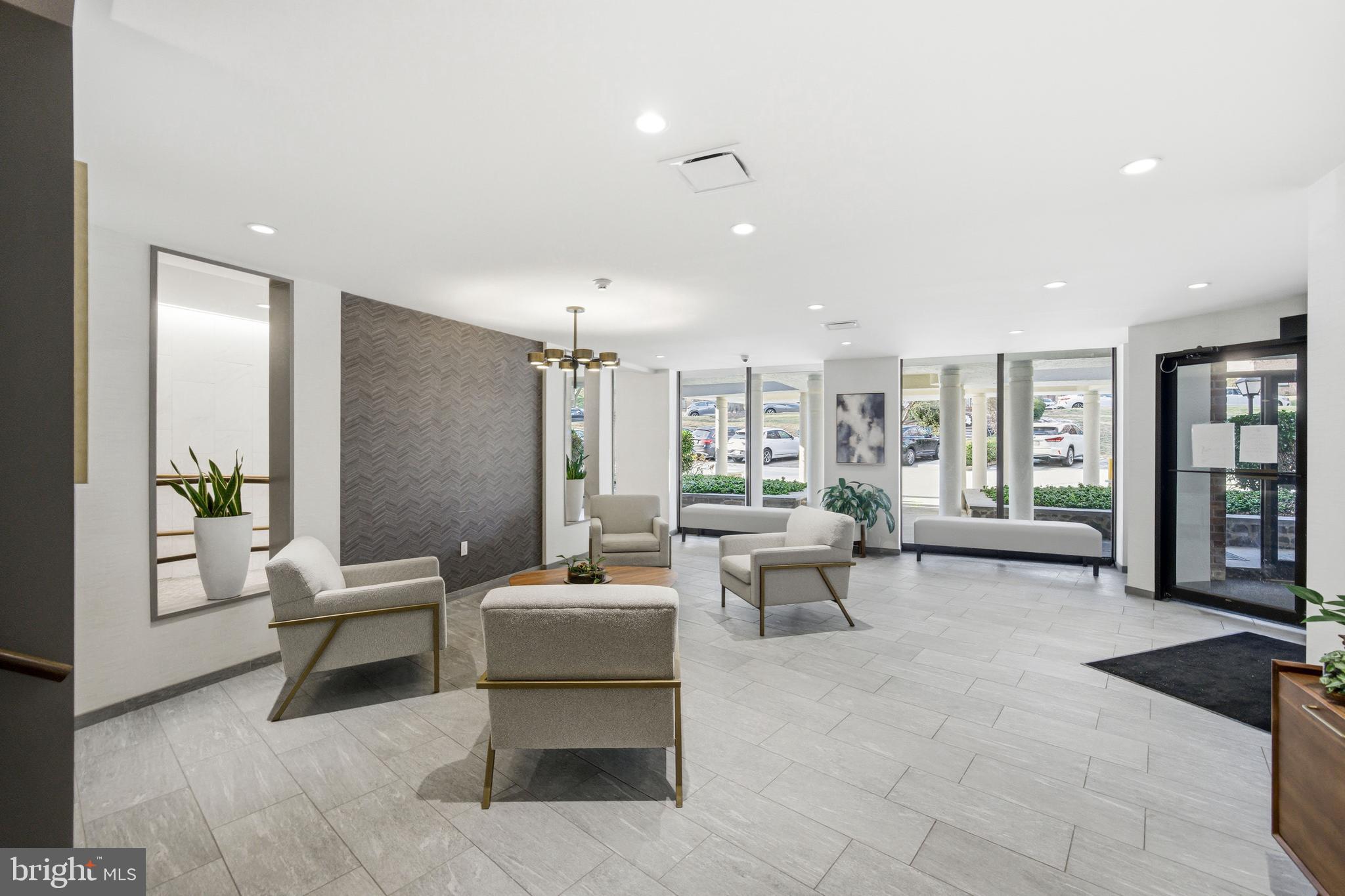 OAK HILL - Residential