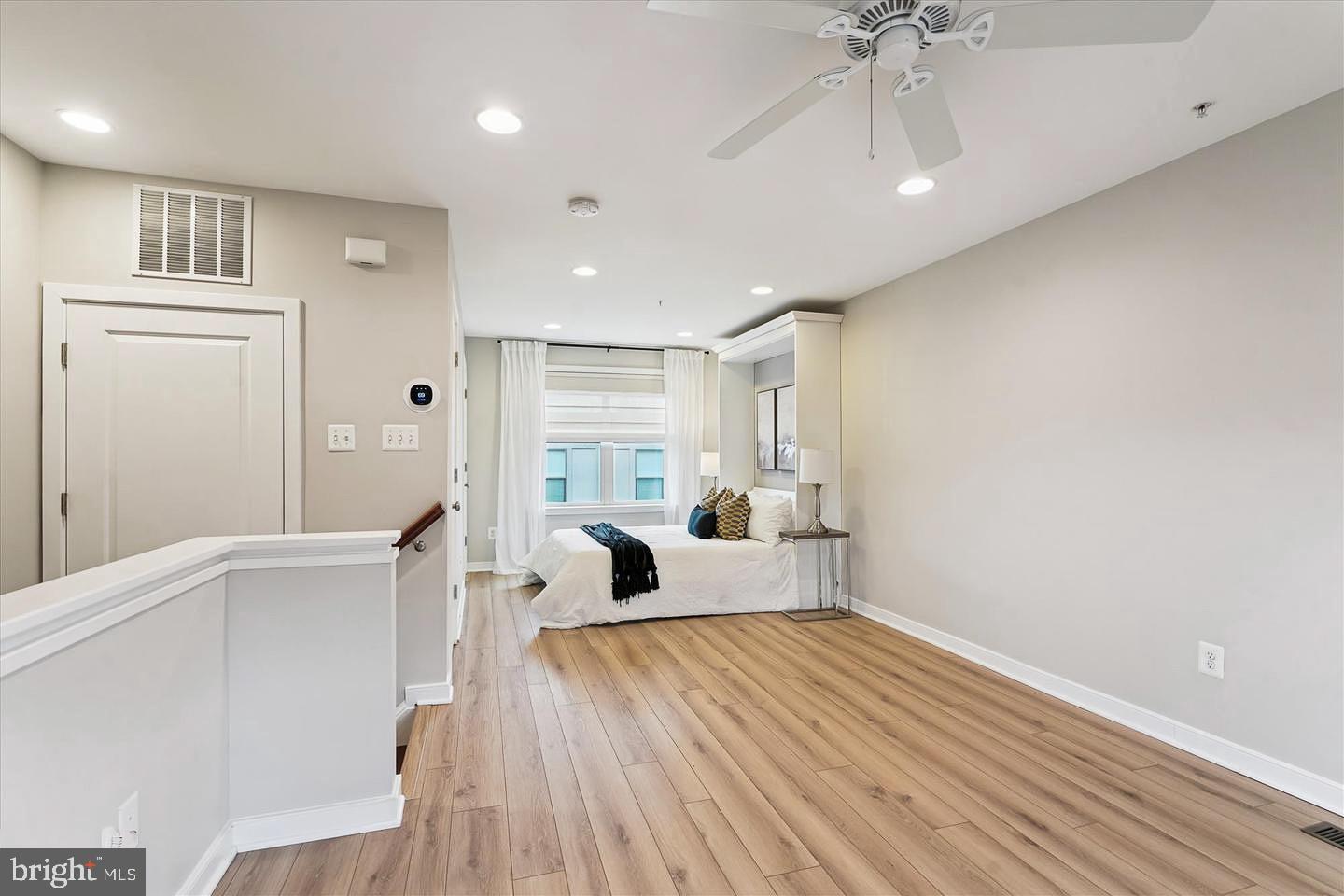 MOSAIC AT MERRIFIELD - Residential Lease