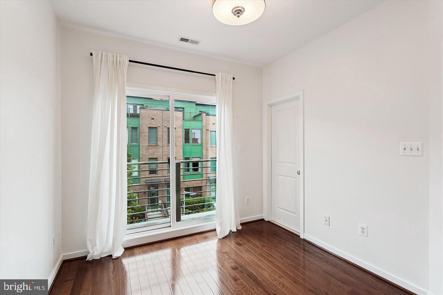 MOSAIC AT MERRIFIELD - Residential Lease