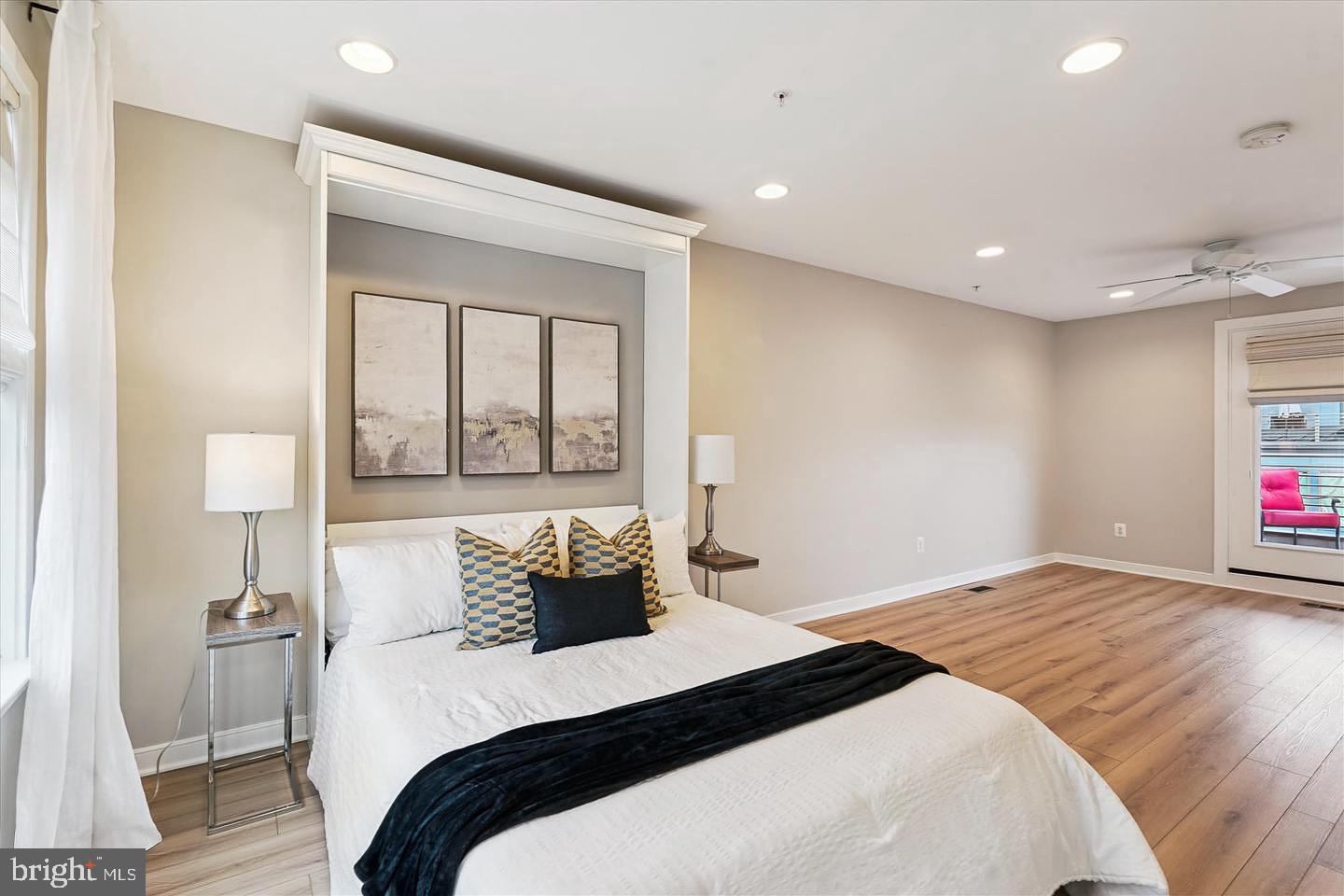 MOSAIC AT MERRIFIELD - Residential Lease