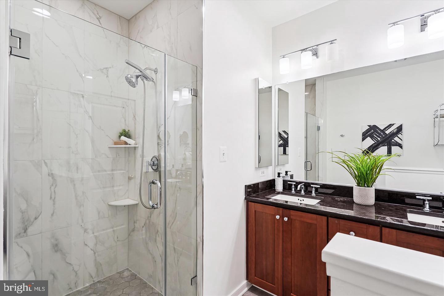 MOSAIC AT MERRIFIELD - Residential Lease