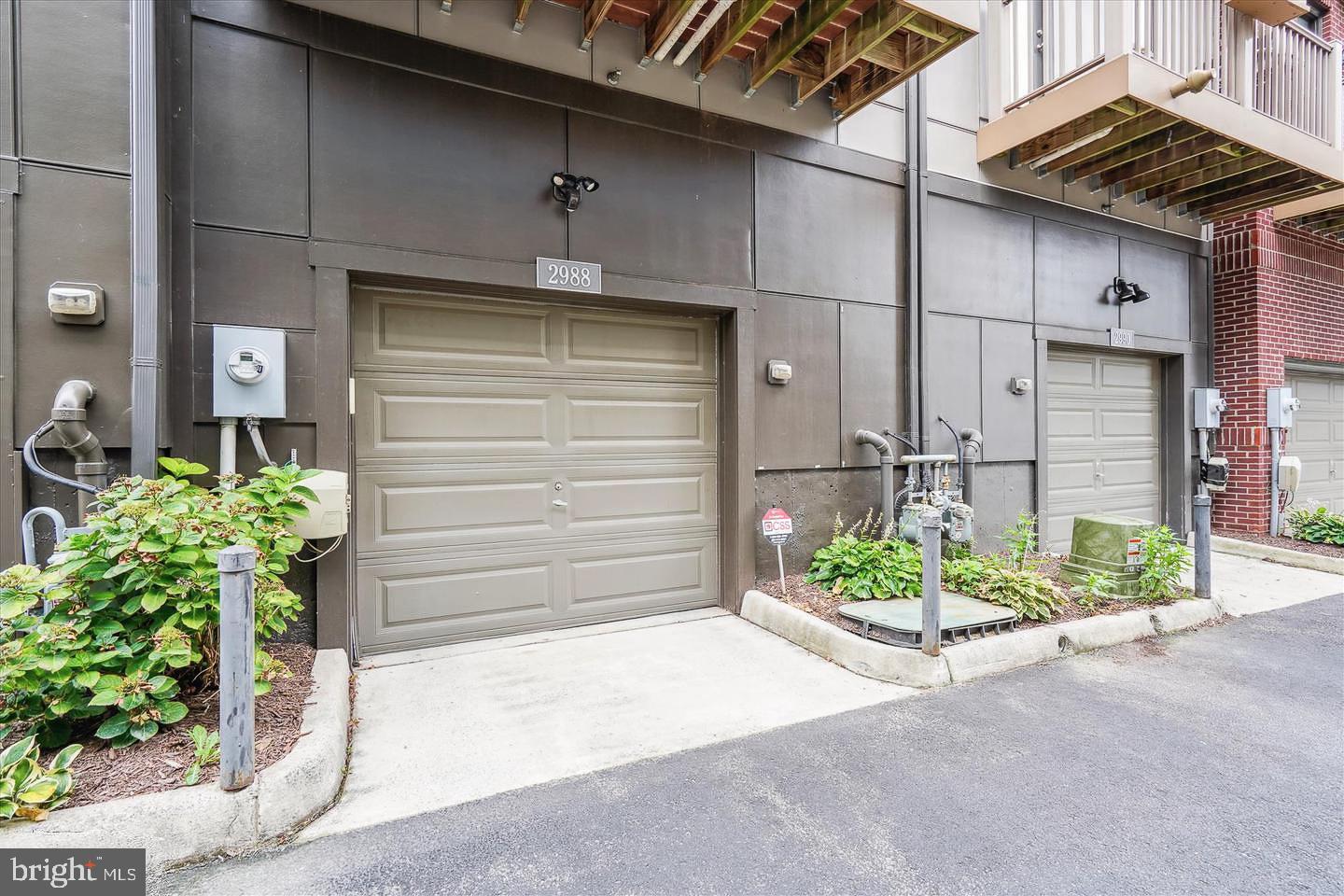 MOSAIC AT MERRIFIELD - Residential Lease