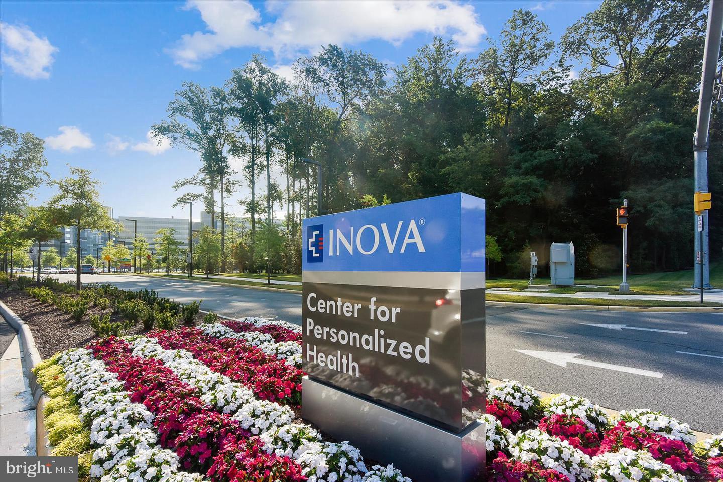 MOSAIC AT MERRIFIELD - Residential Lease