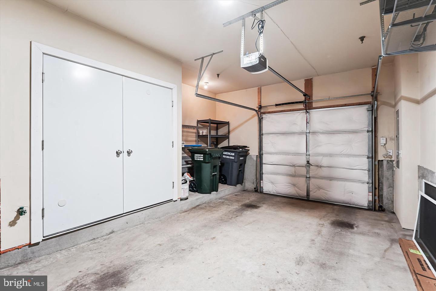 MOSAIC AT MERRIFIELD - Residential Lease