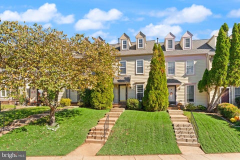 Photo of 44027 Laceyville Terrace, ASHBURN, VA 20147 (MLS # VALO2139018)