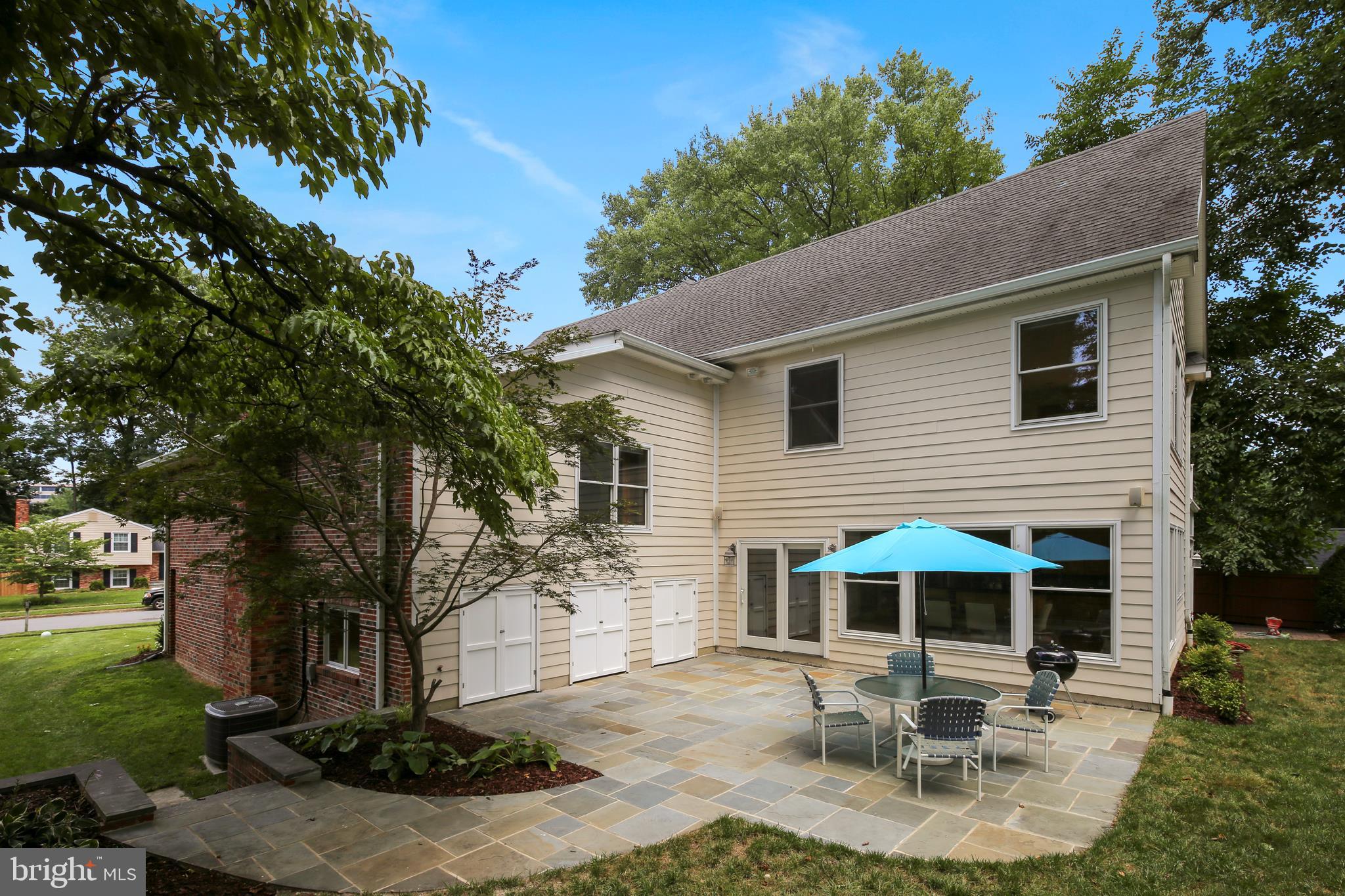 HOLMES RUN WOODS WEST - Residential