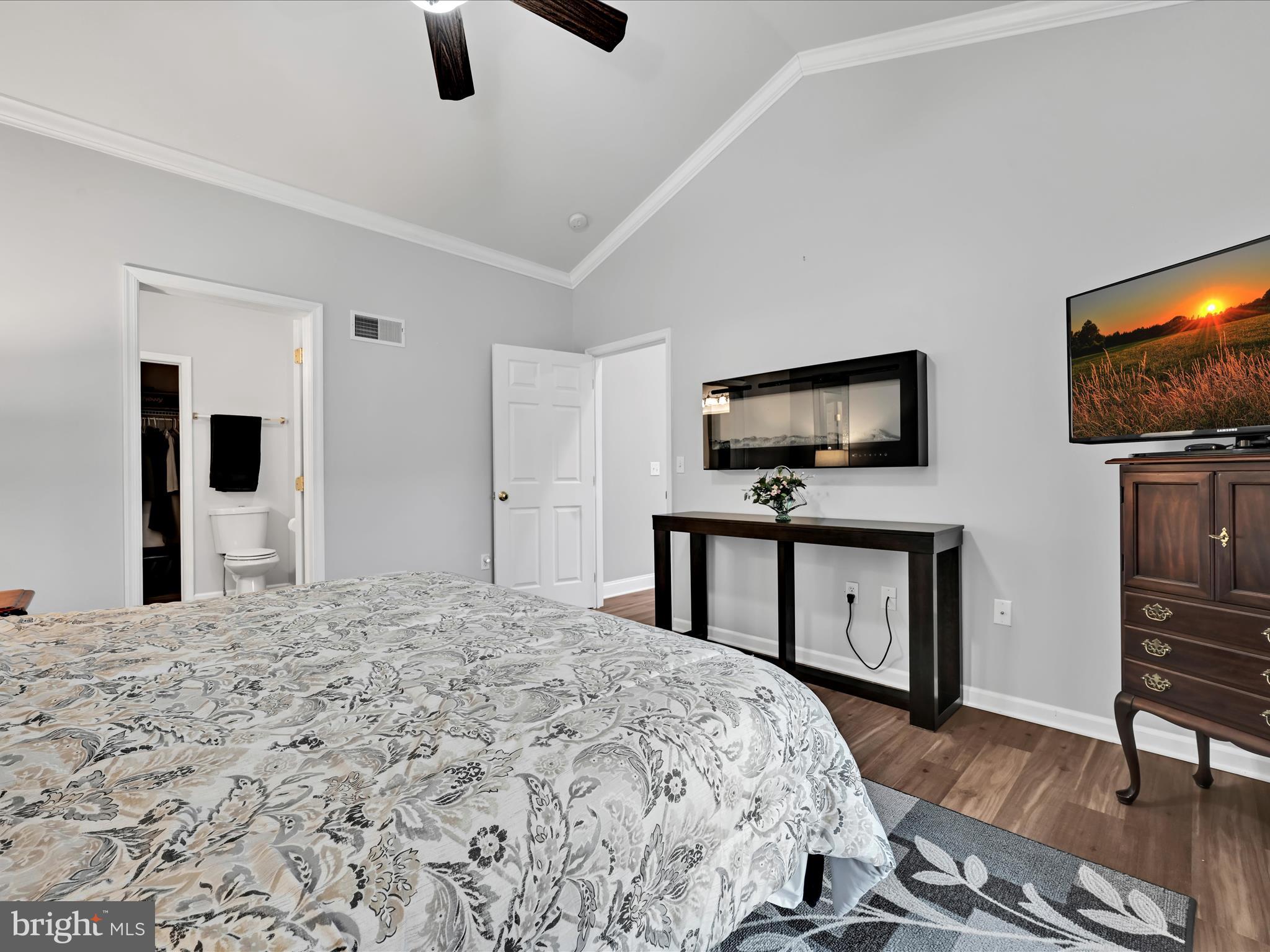 MEADOW CREEK ESTATES - Residential