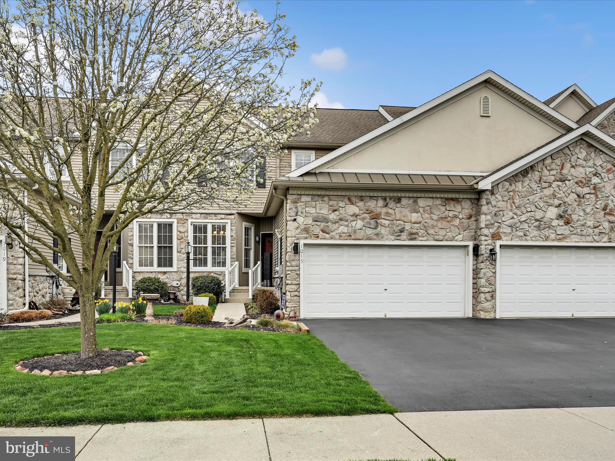 MEADOW CREEK ESTATES - Residential