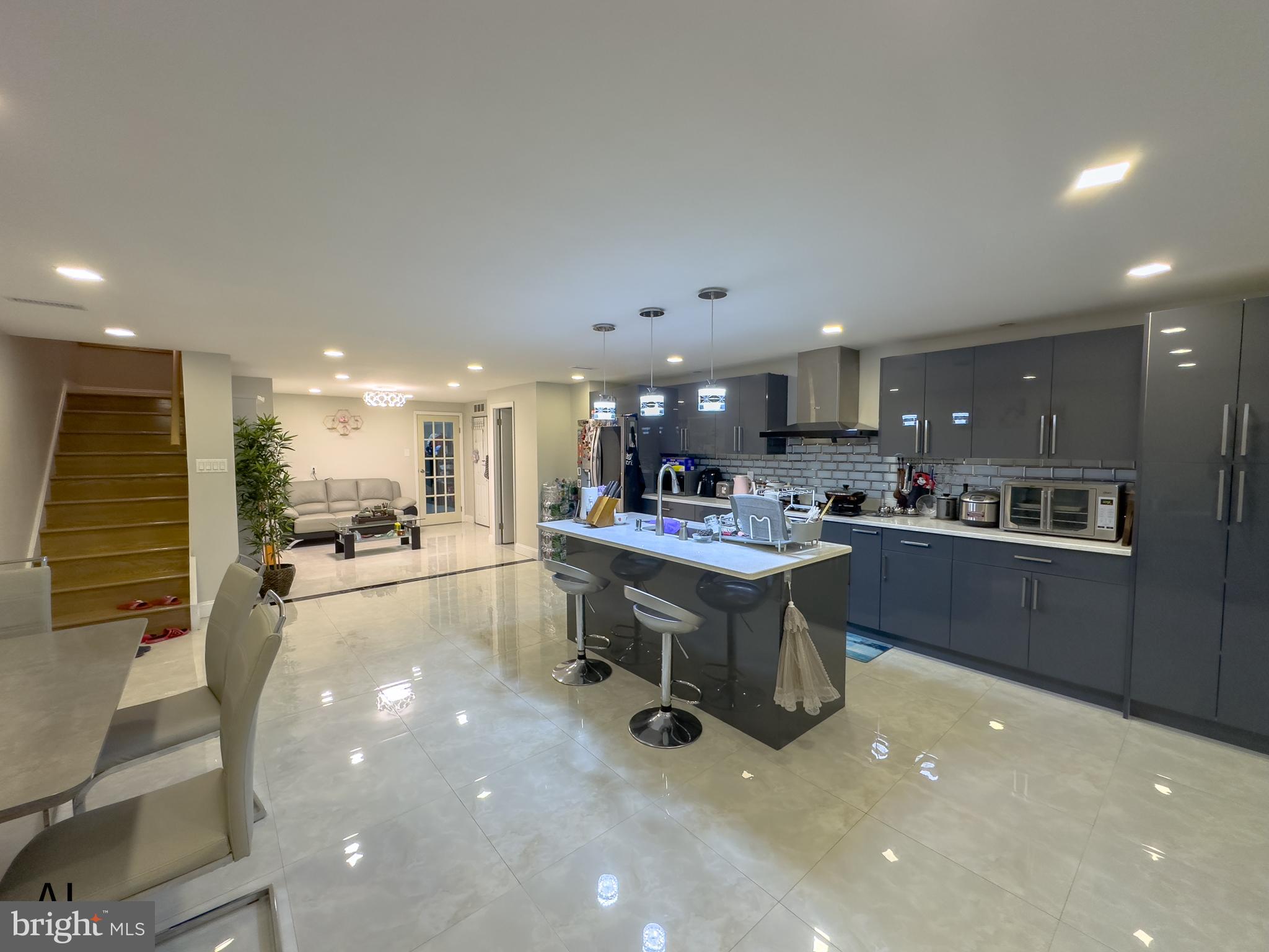 LEXINGTON PARK - Residential