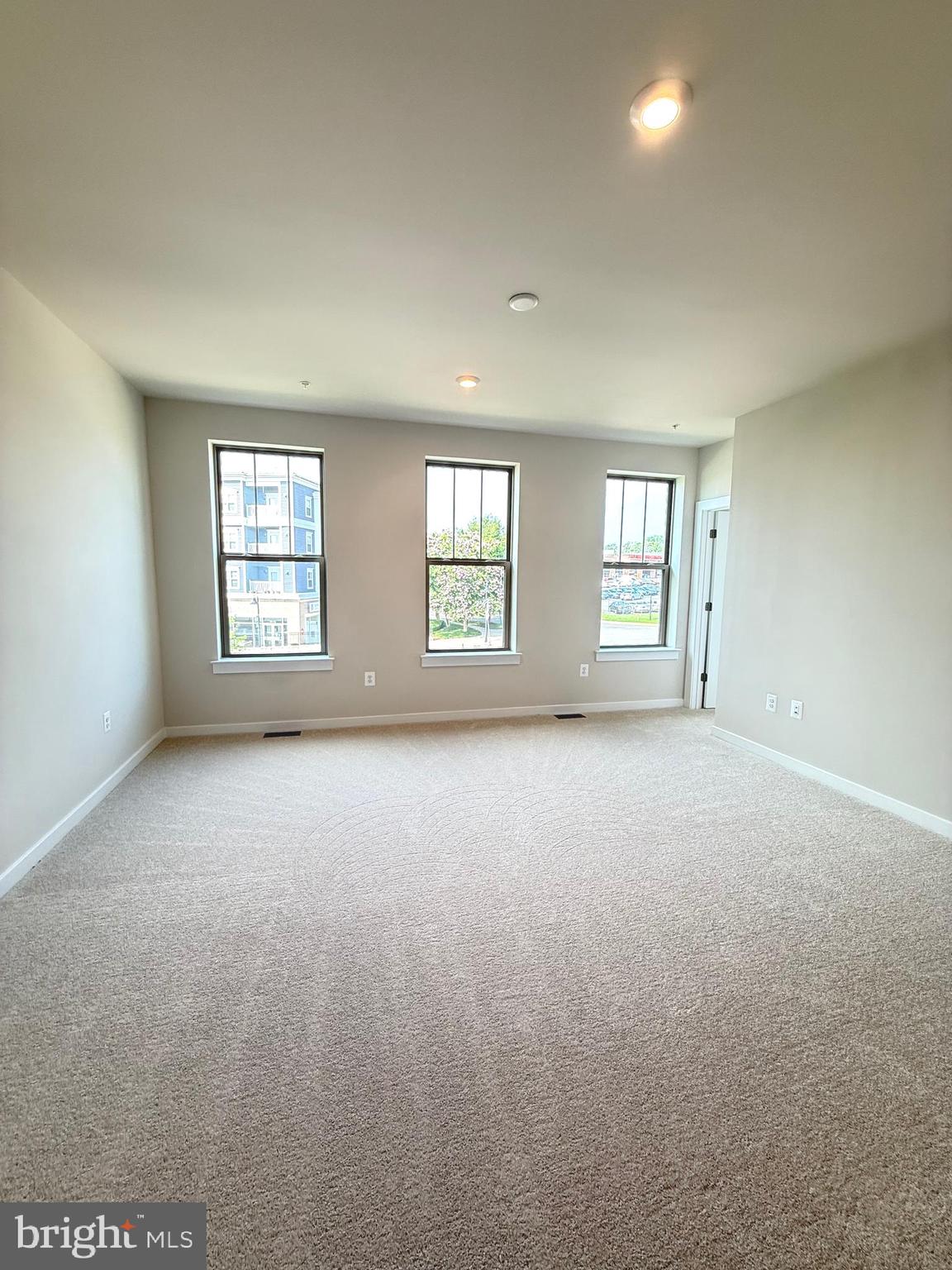 MANASSAS PARK VILLAGE - Residential Lease