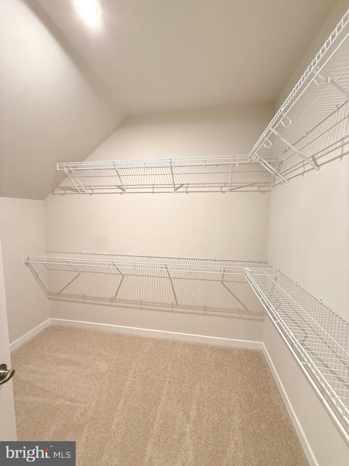 MANASSAS PARK VILLAGE - Residential Lease