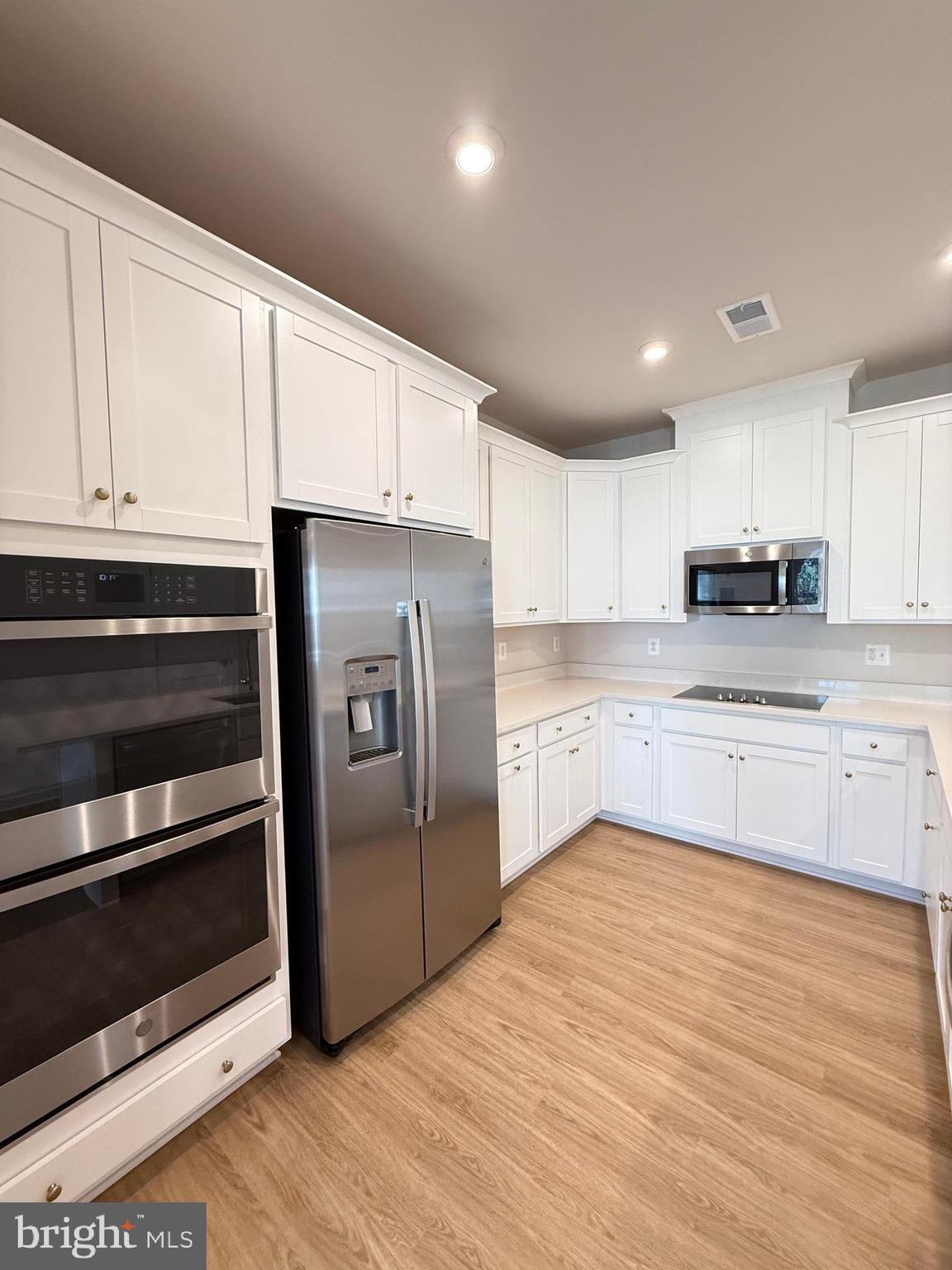 MANASSAS PARK VILLAGE - Residential Lease