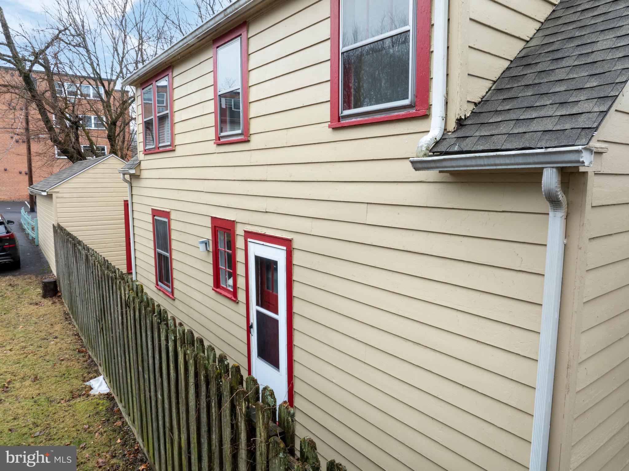 HIGHLANDS - Residential