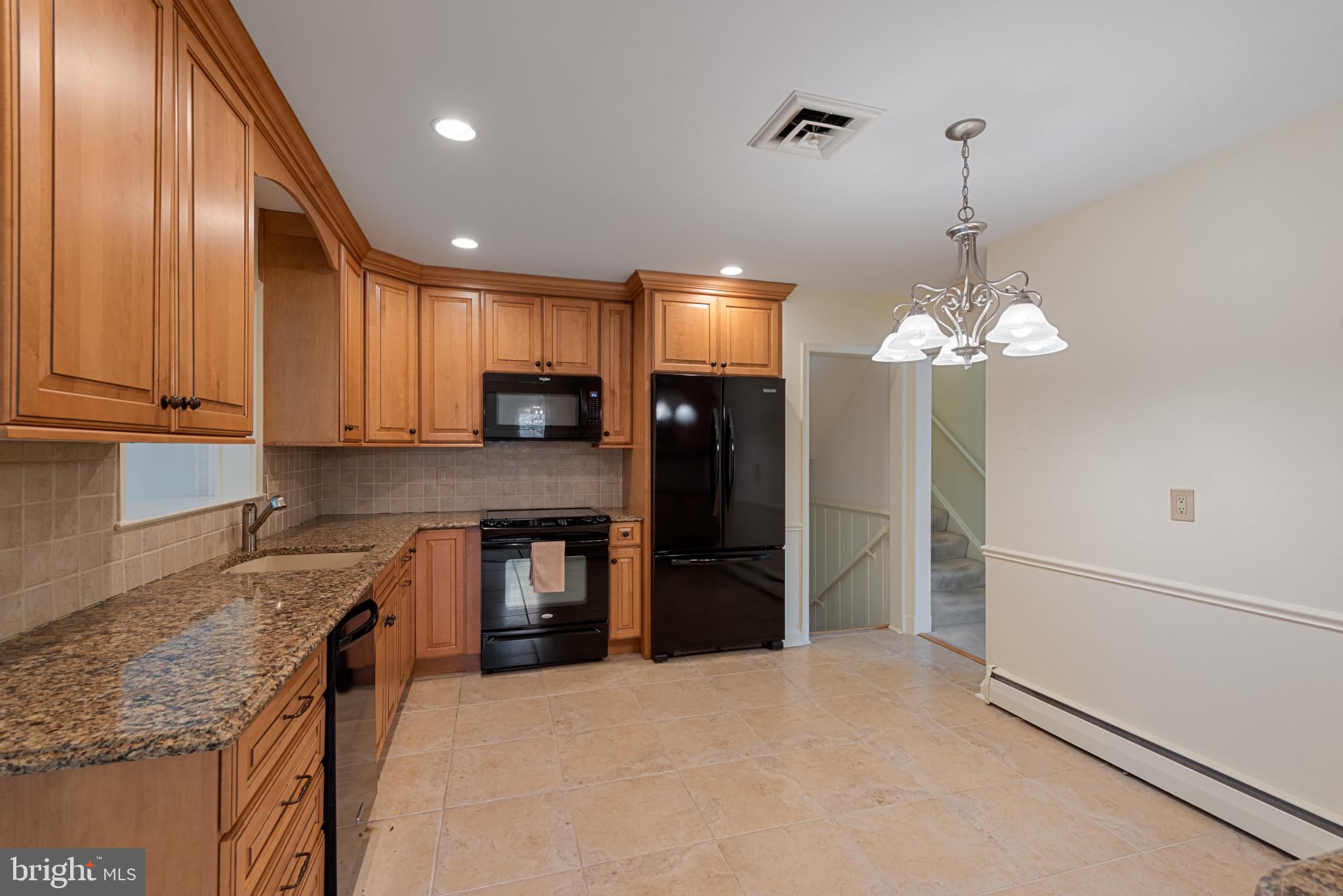 WAKEFIELD - Residential