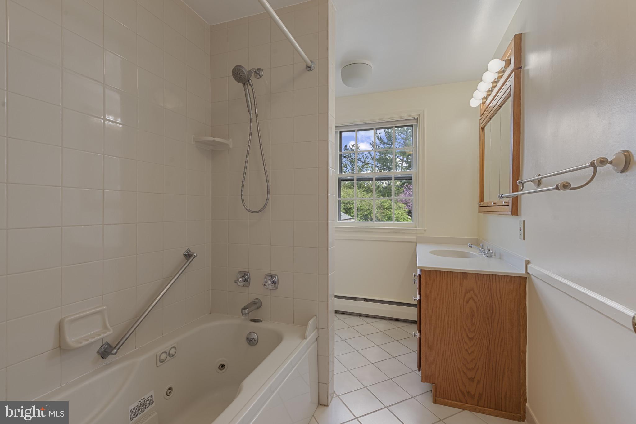 WAKEFIELD - Residential