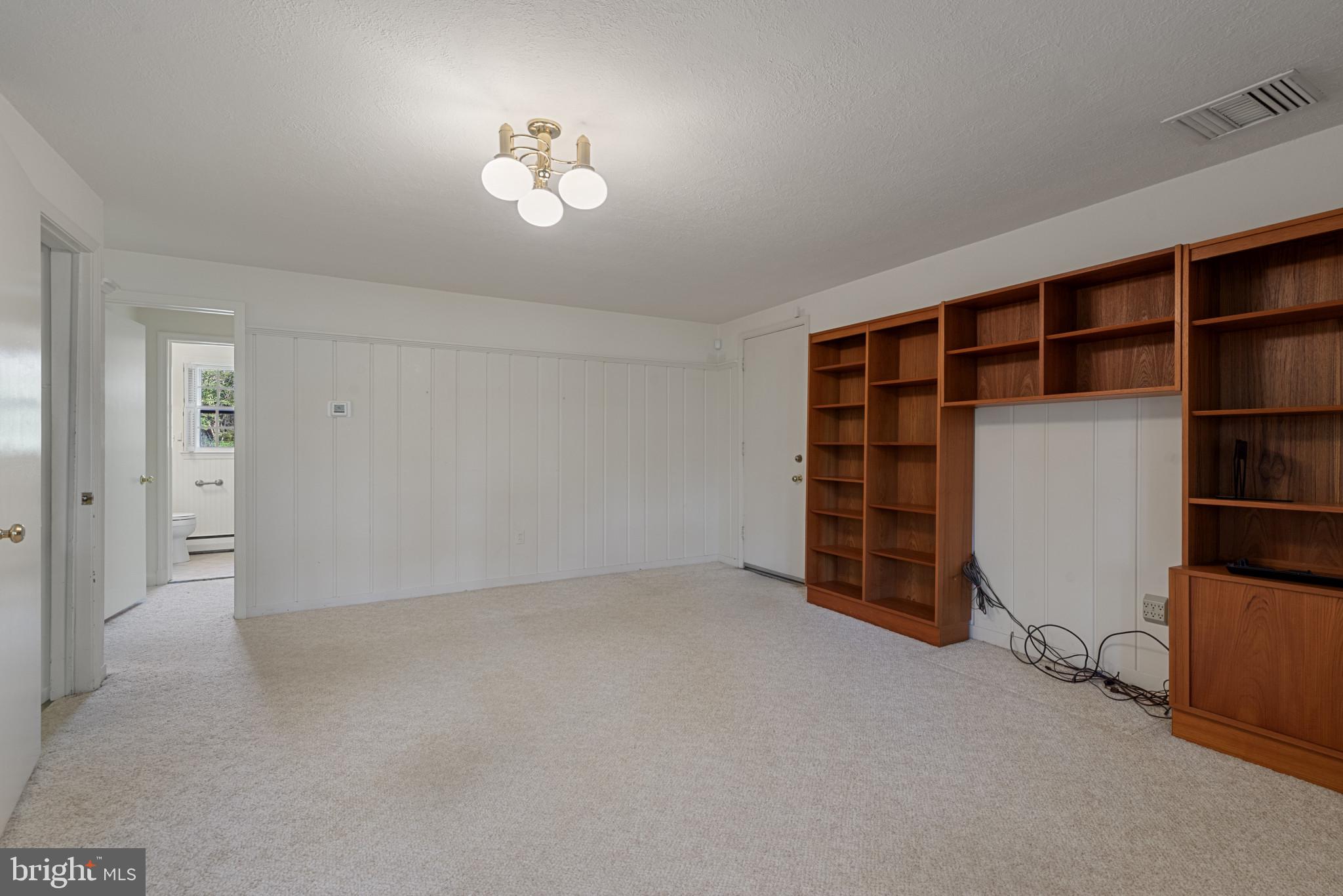 WAKEFIELD - Residential