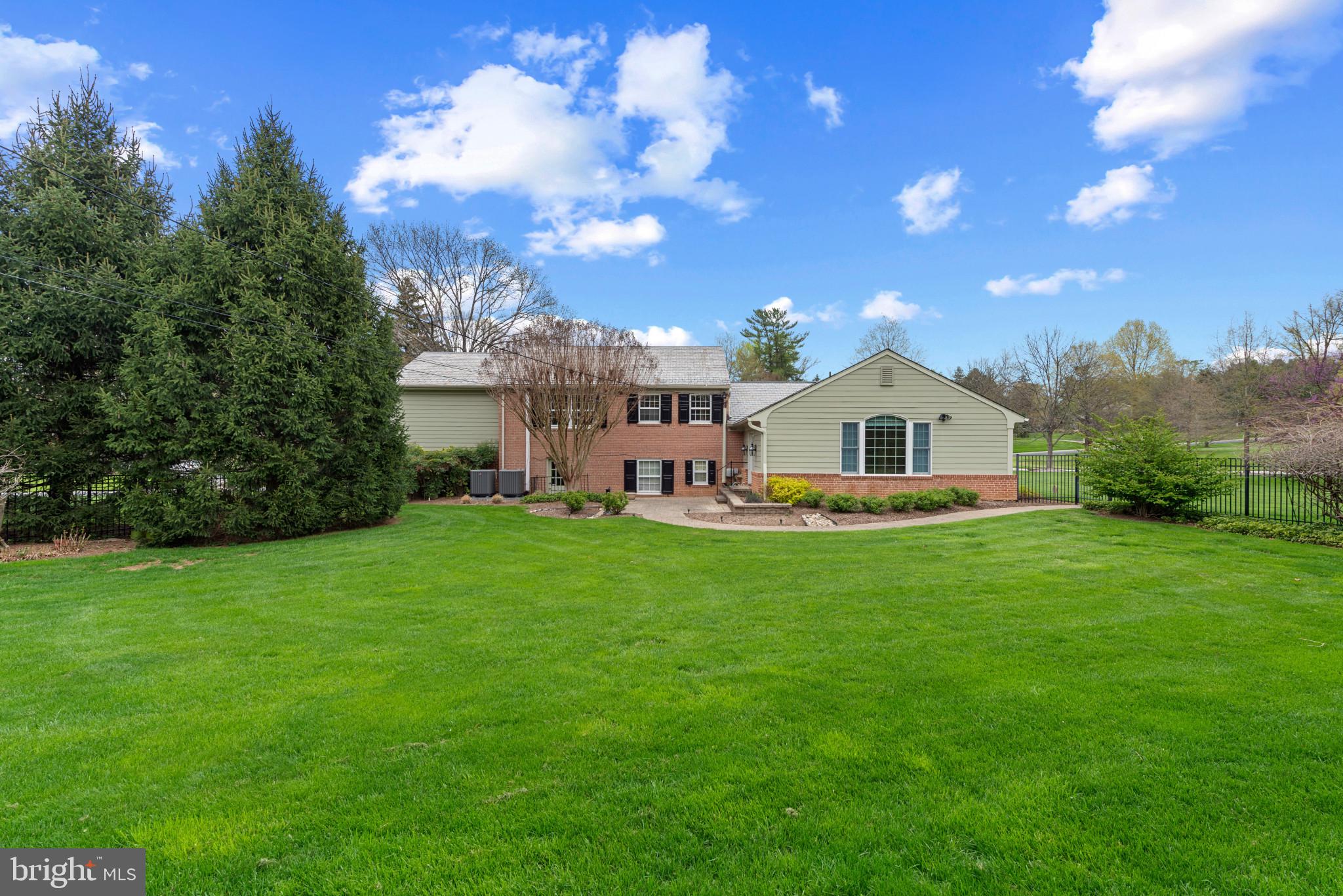 WAKEFIELD - Residential