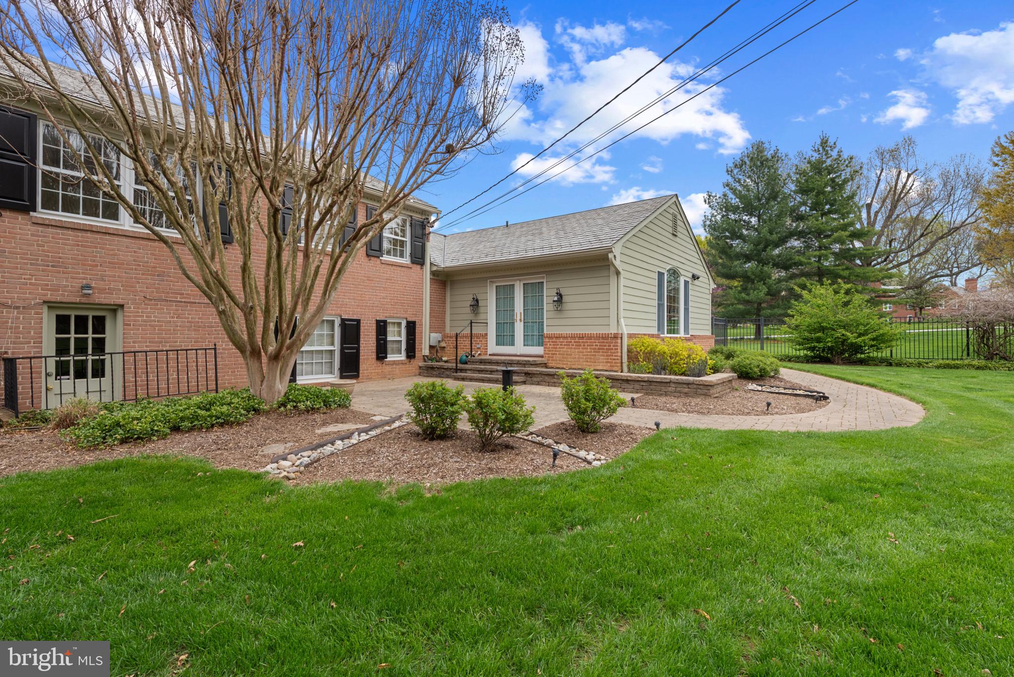 WAKEFIELD - Residential