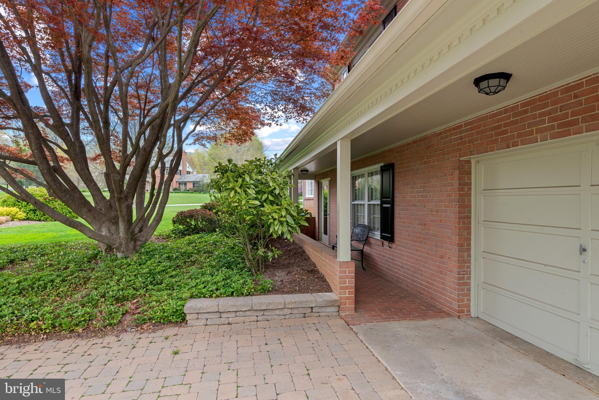 WAKEFIELD - Residential