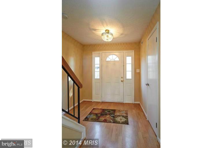 SINGLETONS GROVE - Residential Lease