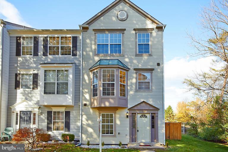 SINGLETONS GROVE - Residential Lease