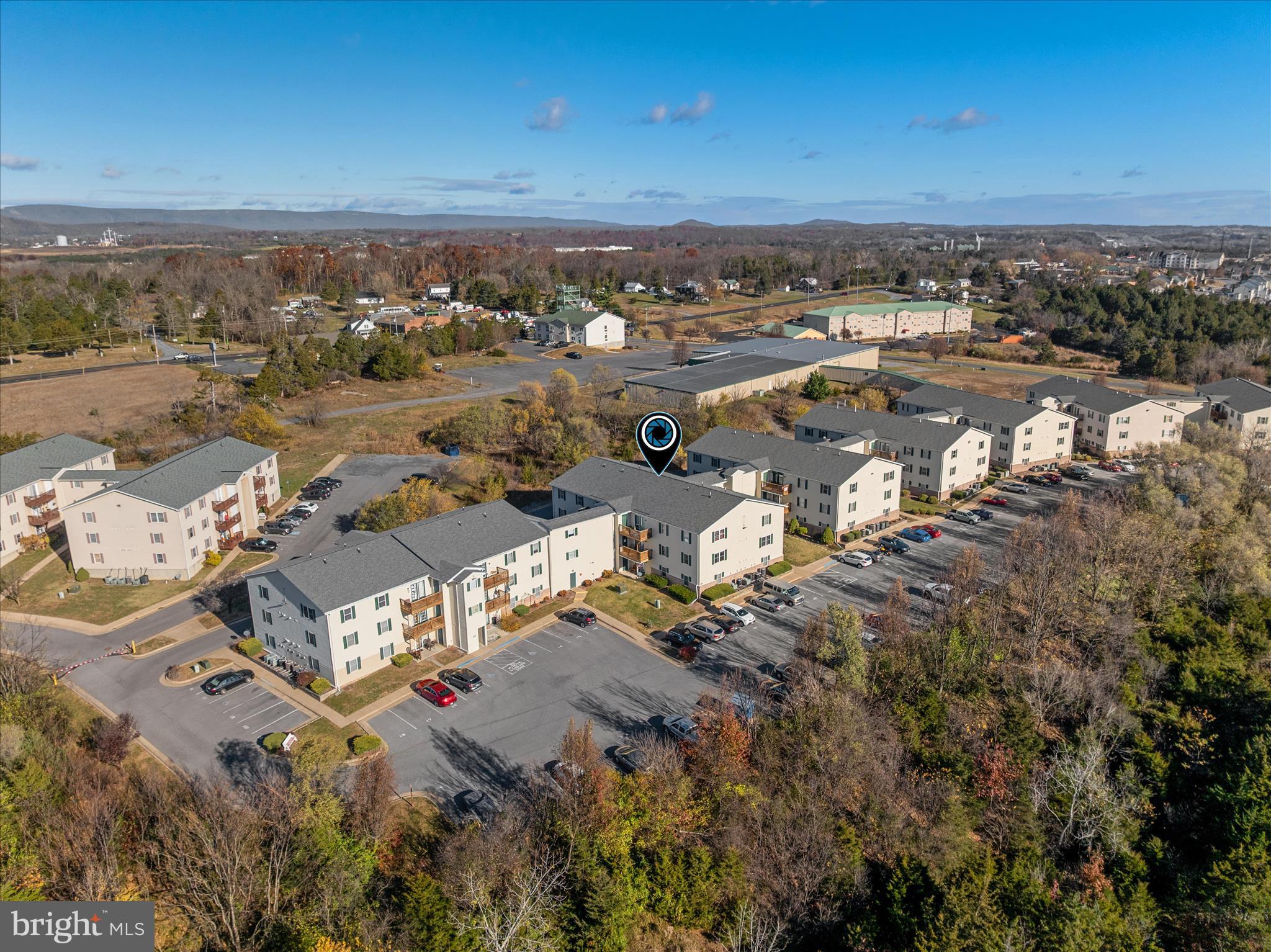 SIGNAL KNOB CONDOS - Residential