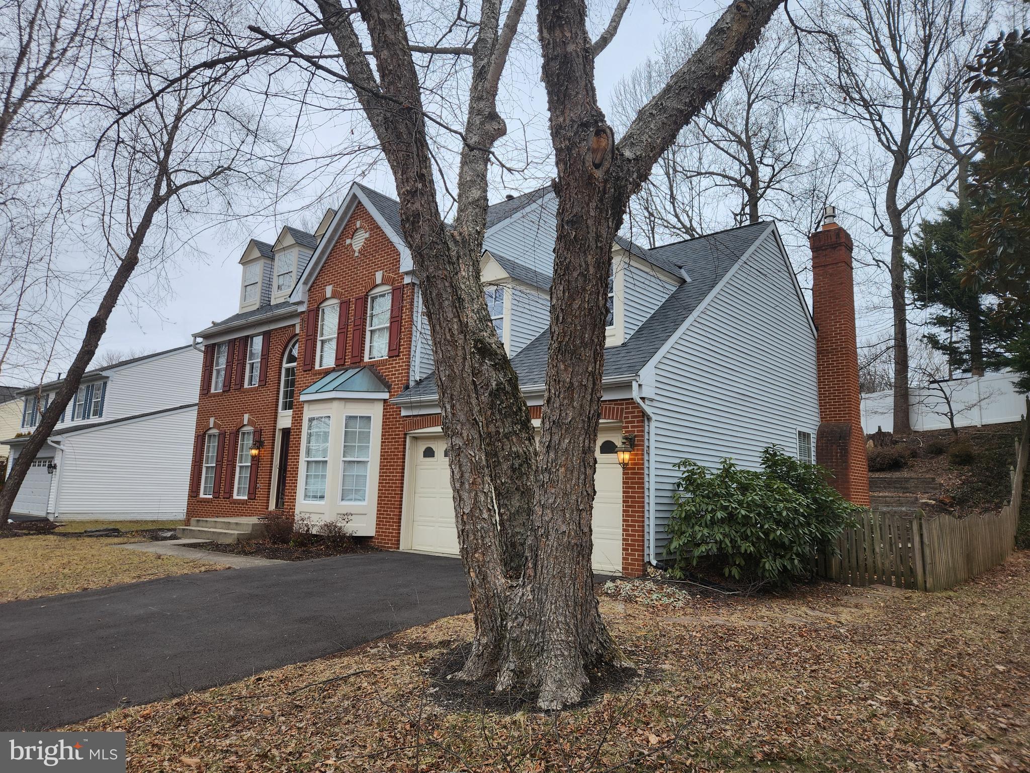 1521 FENWAY ROAD